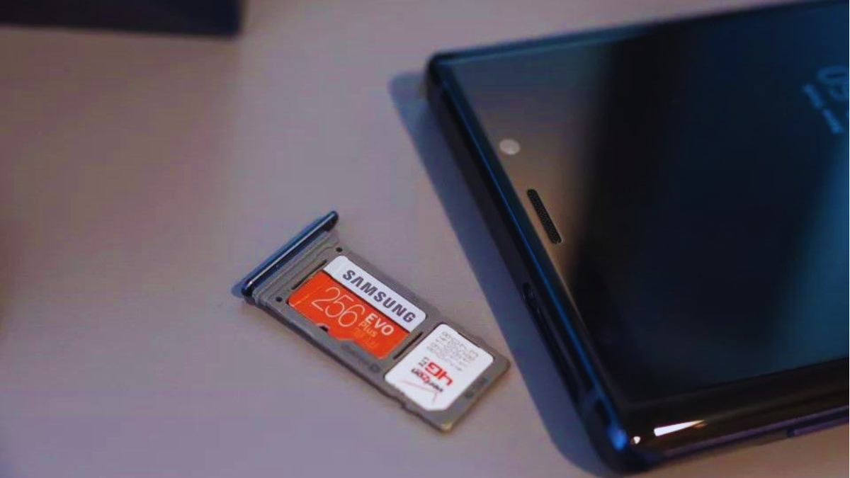 Role of SD Card Readers